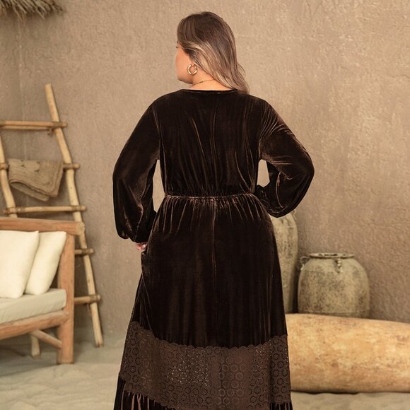 Plus Size V-Neck Balloon Sleeve Maxi Dress - Picture 6 of 8